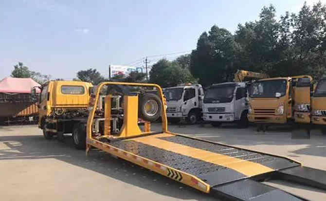 乐至汽车中途维修案例